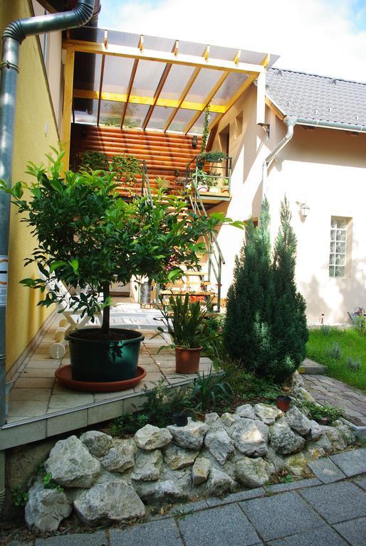 Vagi Apartment Sárvár 外观 照片