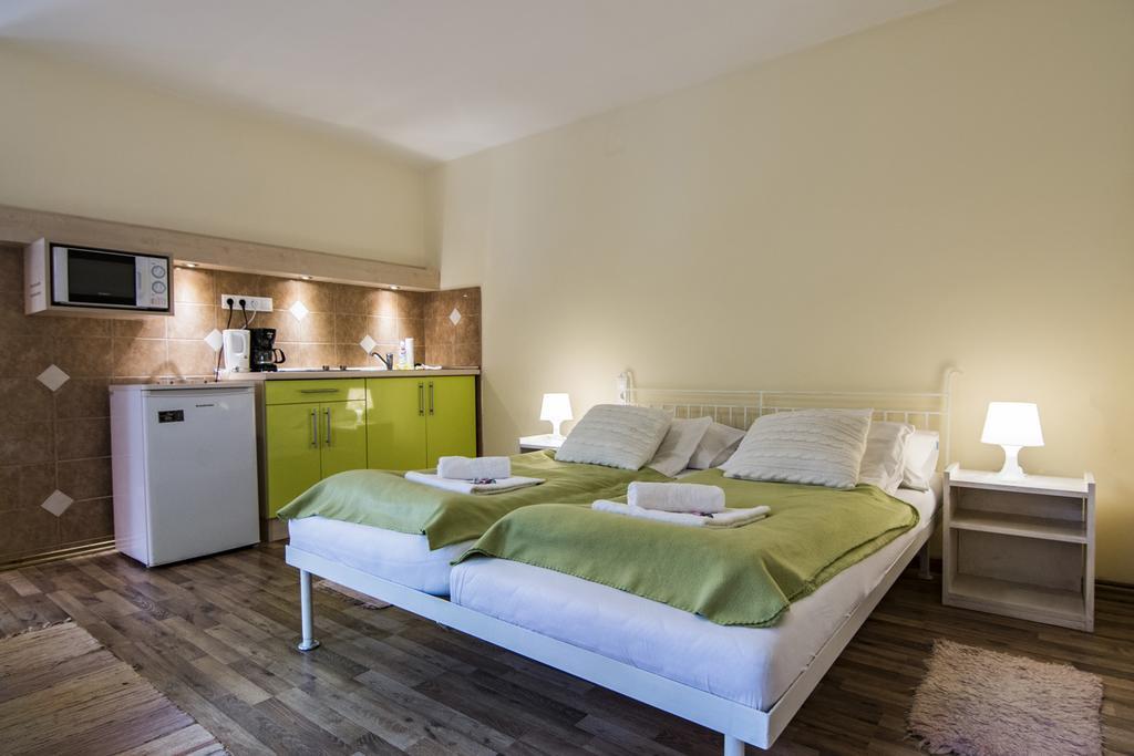Vagi Apartment Sárvár 外观 照片